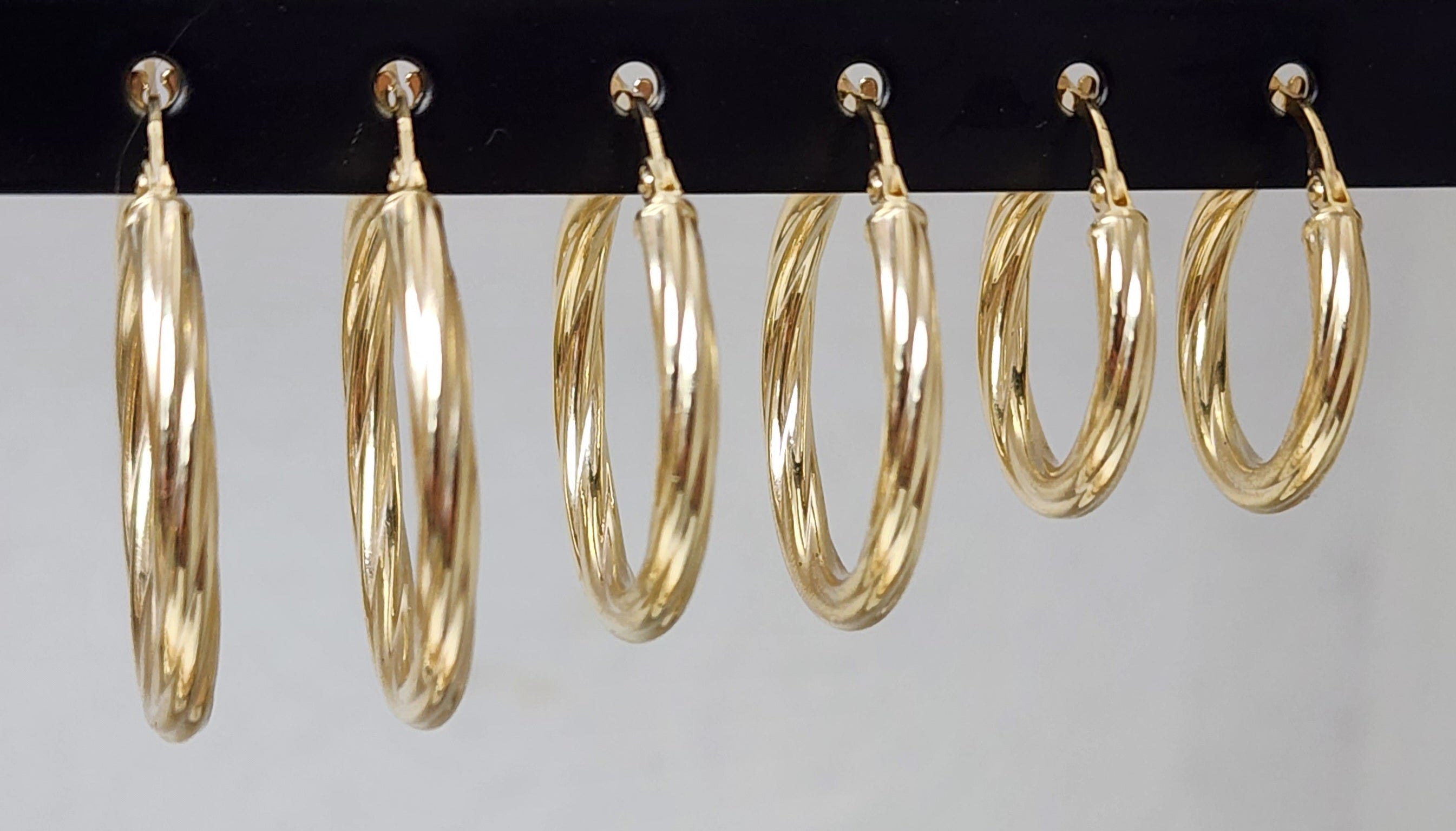 Argollas torcidas 10kt